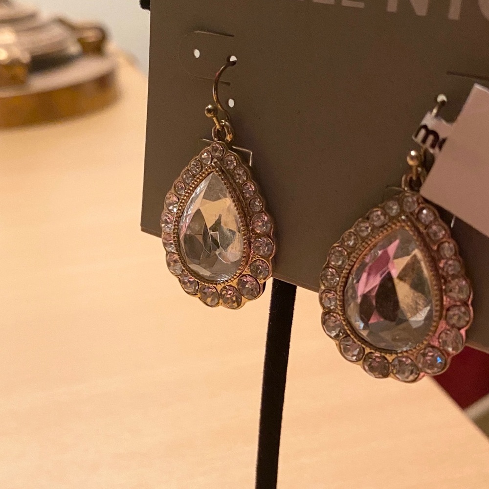 NWT Lydell NYC Earrings. NEVER WORN - Picture 4 of 9